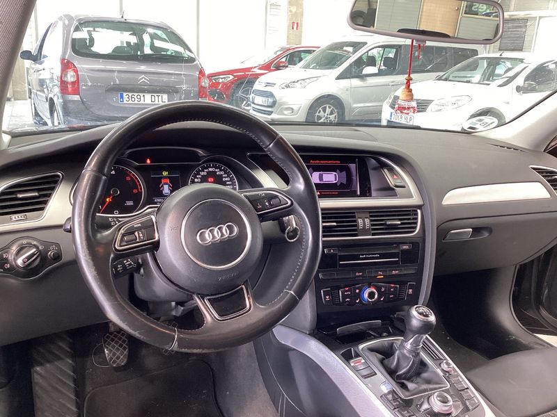 Audi A4 2.0 TDI Ambition 2012 – снимка 17