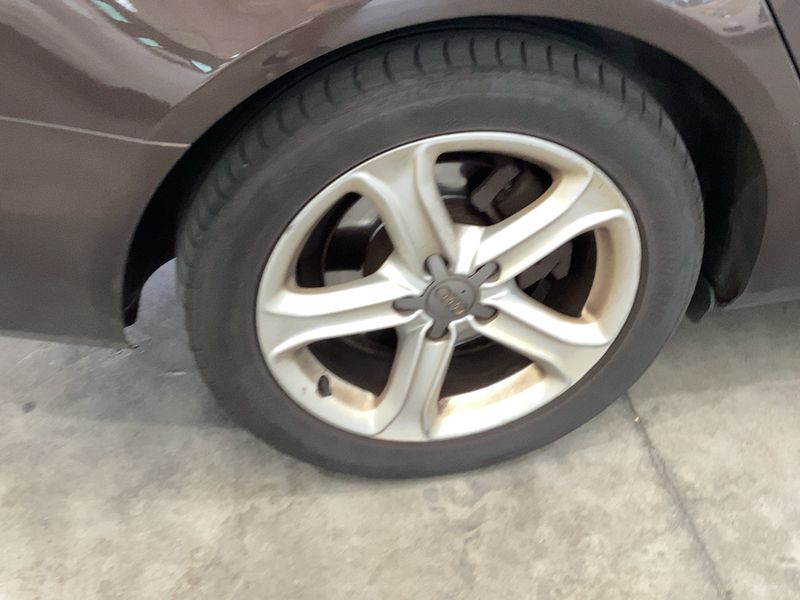 Audi A4 2.0 TDI Ambition 2012 – снимка 9