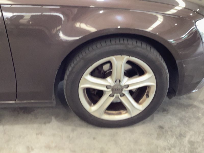 Audi A4 2.0 TDI Ambition 2012 – снимка 11