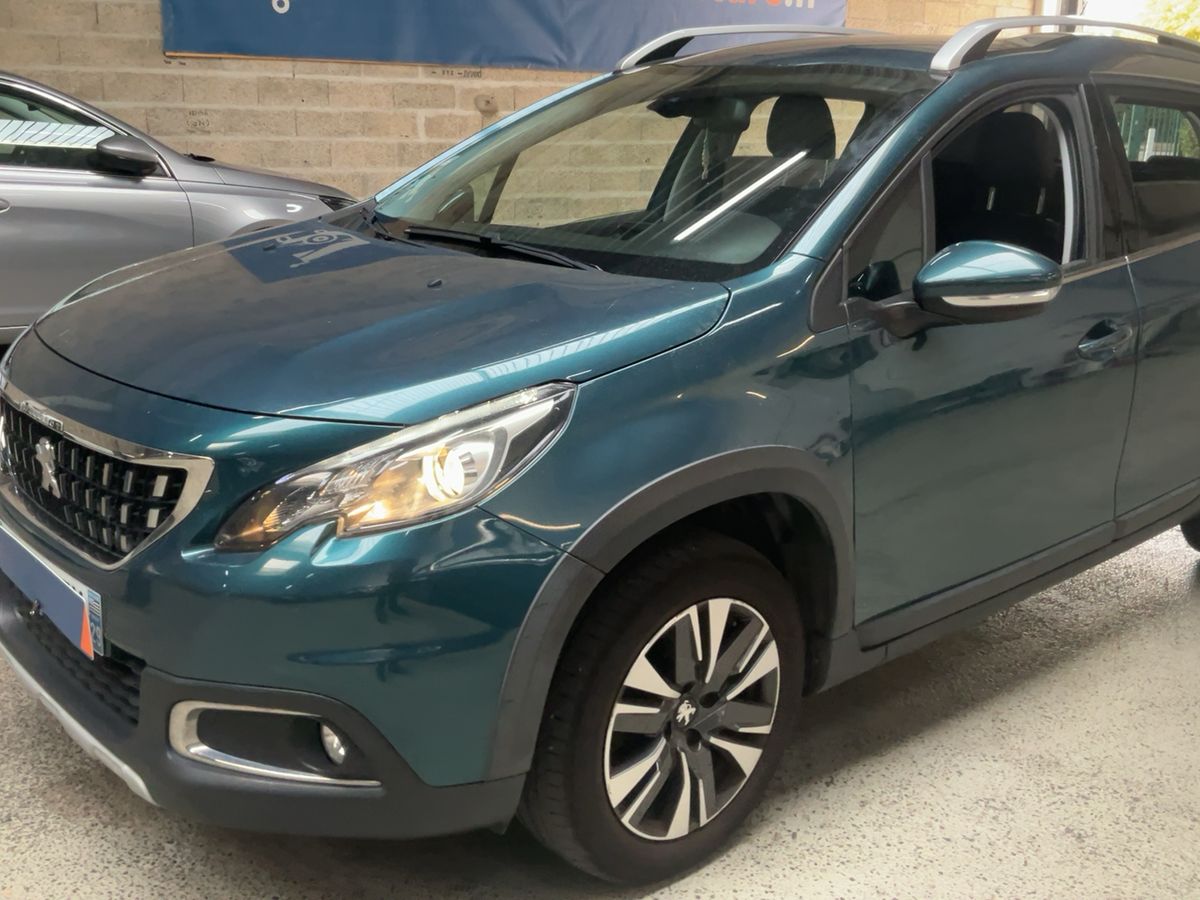 Peugeot 2008 1.2 PureTech Allure
