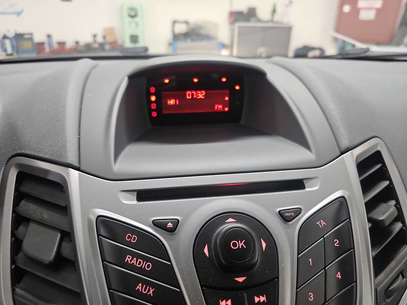 Ford Fiesta 1.25 Trend — zdjęcie 13