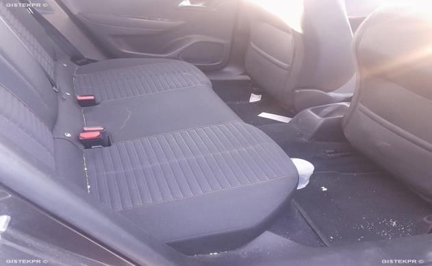 Peugeot 2008 1.5 Blue-HDi Active Pack — zdjęcie 12