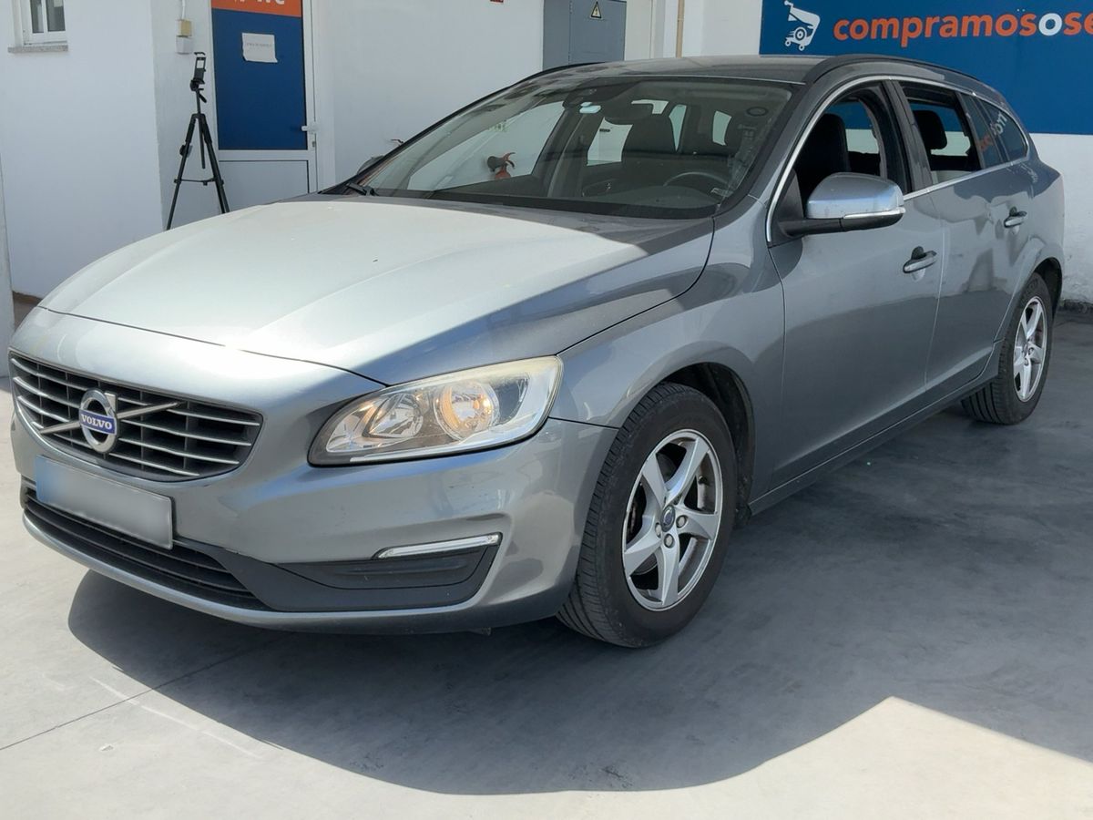 Volvo V60 2015