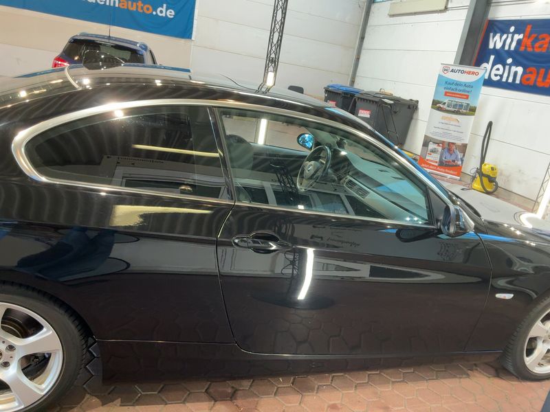 BMW 3er 330i 2010 – снимка 10