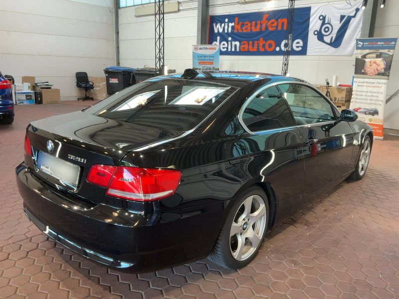 BMW 3er 330i 2010 – снимка 8