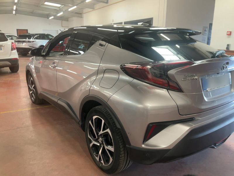 Toyota C-HR 1.8 Hybrid Graphic — zdjęcie 3