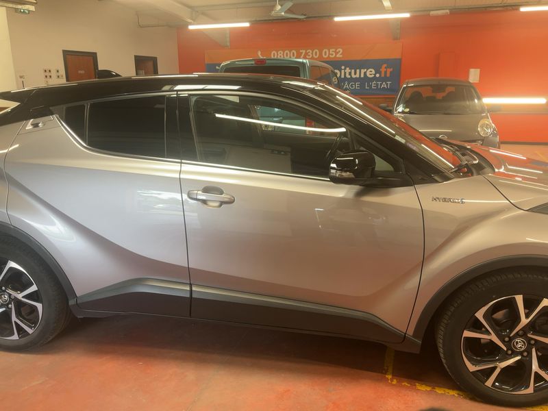 Toyota C-HR 1.8 Hybrid Graphic — zdjęcie 7
