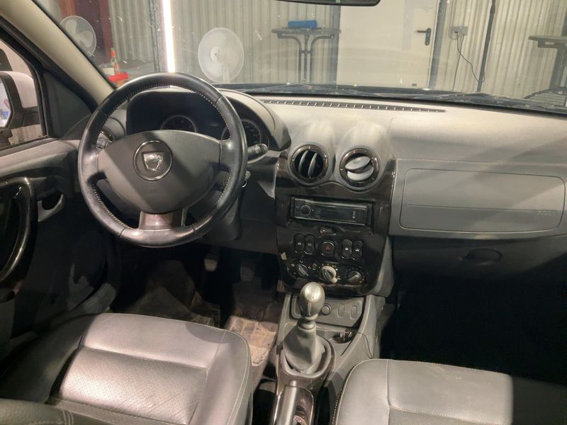Dacia Duster 1.5 dCi Prestige 4x2 — zdjęcie 12