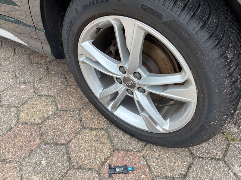 Audi Q3 Sportback 35 TFSI Mild-Hybrid S line — zdjęcie 16
