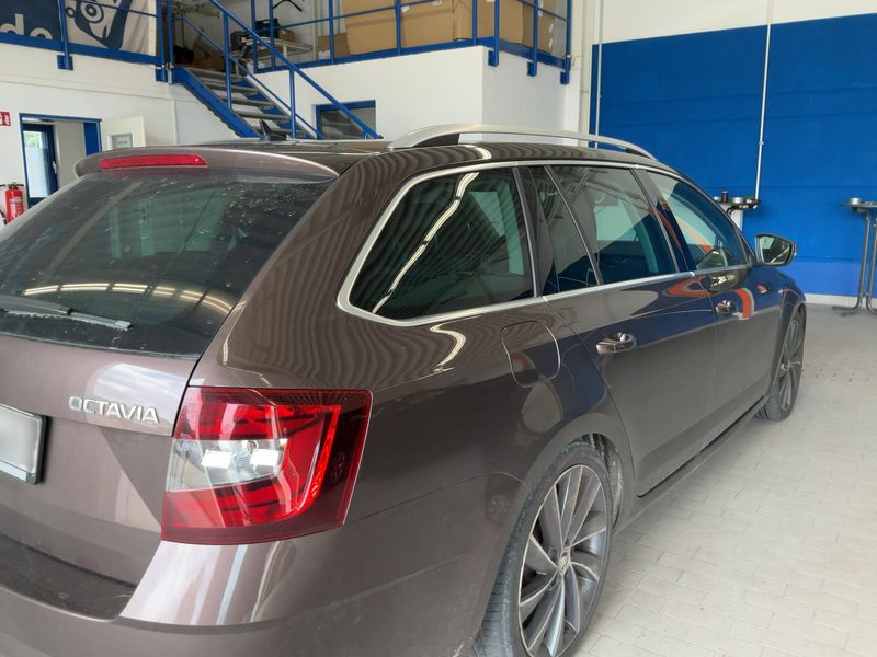 Skoda Octavia 2.0 TDI Laurin & Klement 2017 – снимка 8