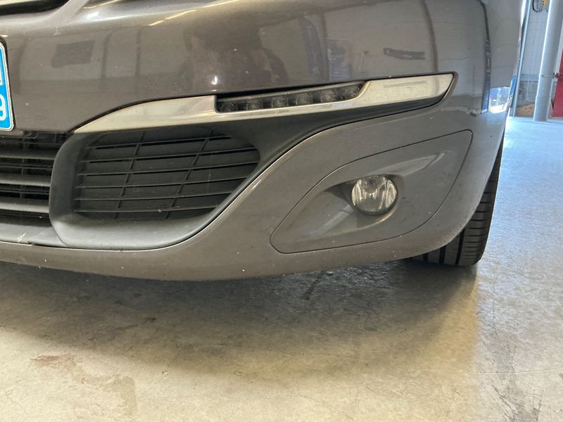 Peugeot 308 1.6 Blue-HDi Style 2016 – снимка 33