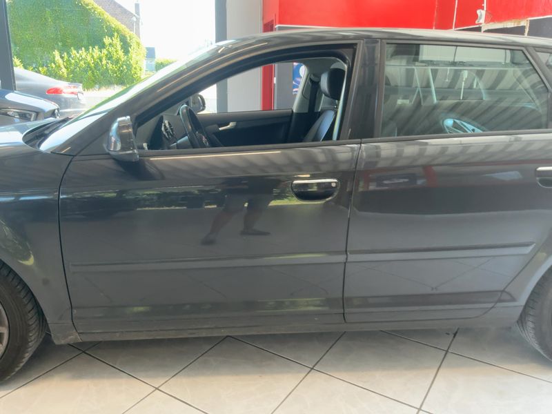 Audi A3 Sportback 1.2 TFSI Attraction — zdjęcie 4
