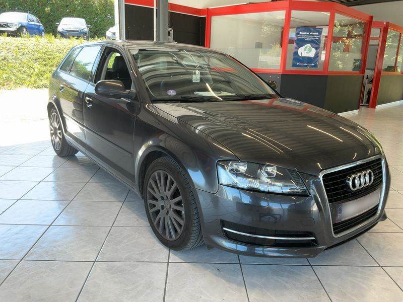 Audi A3 Sportback 1.2 TFSI Attraction — zdjęcie 8