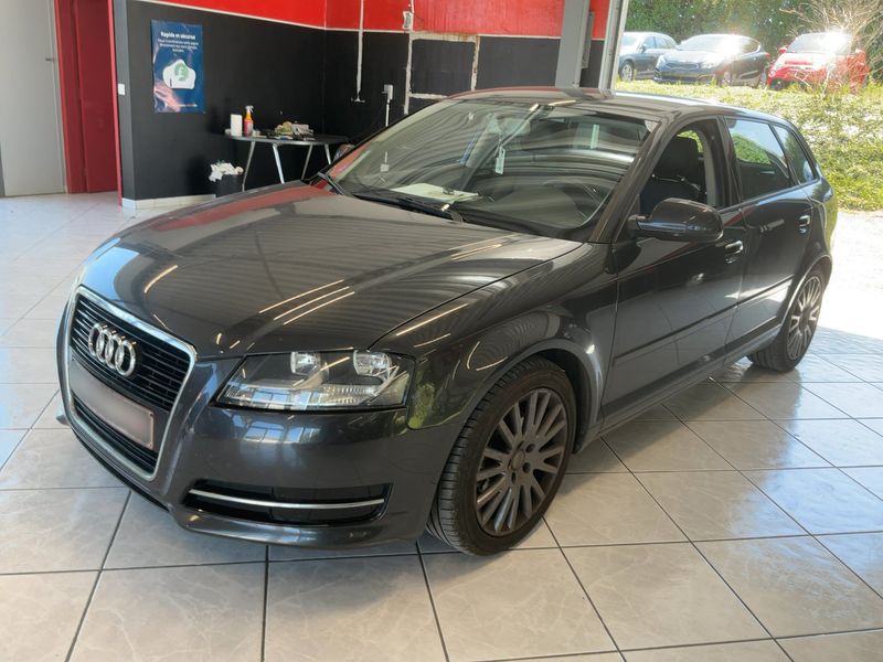 Audi A3 Sportback 1.2 TFSI Attraction — zdjęcie 2