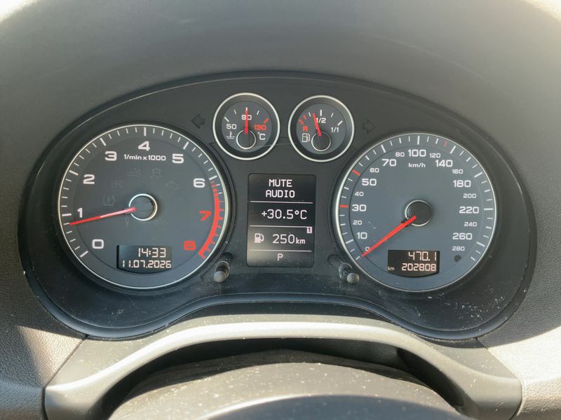 Audi A3 Sportback 1.2 TFSI Attraction — zdjęcie 13