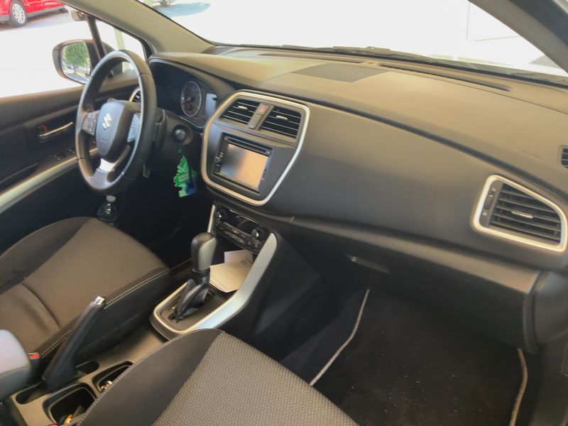 Suzuki SX4 S-Cross 1.6 Top 2WD — zdjęcie 12
