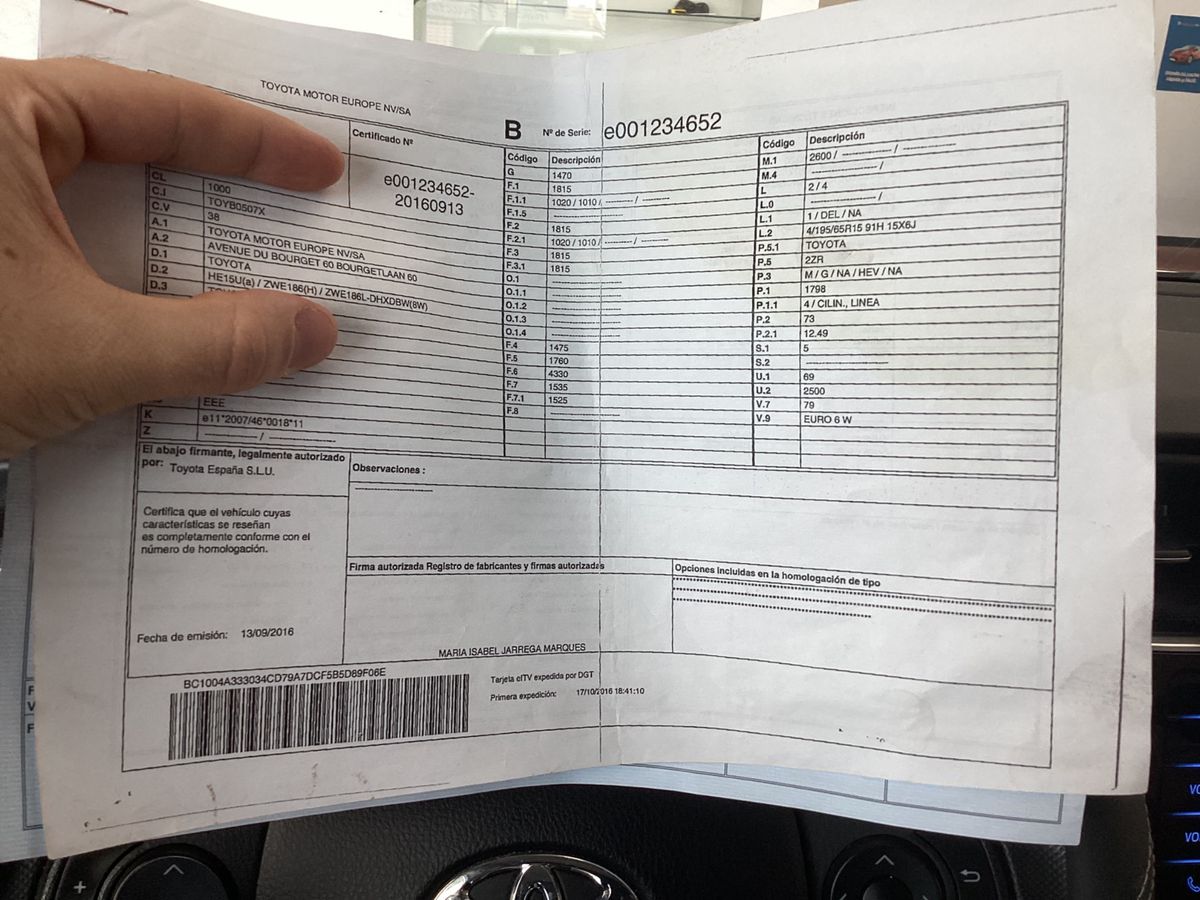 Toyota Auris 1.8 Hybrid Cool