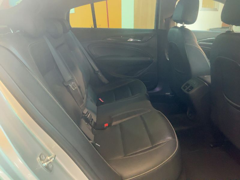 Opel Insignia Grand Sport 2.0 CDTI Innovation — zdjęcie 14