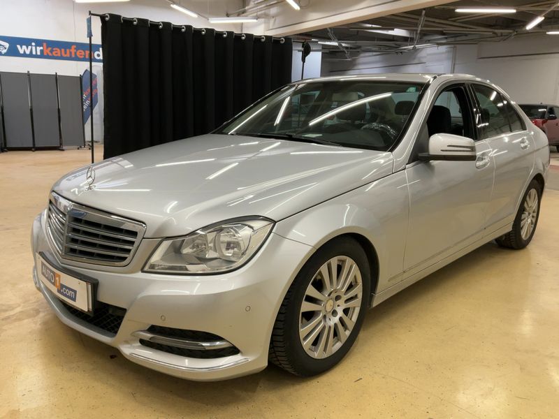 C-Klasse C 220 CDI BlueEfficiency Elegance