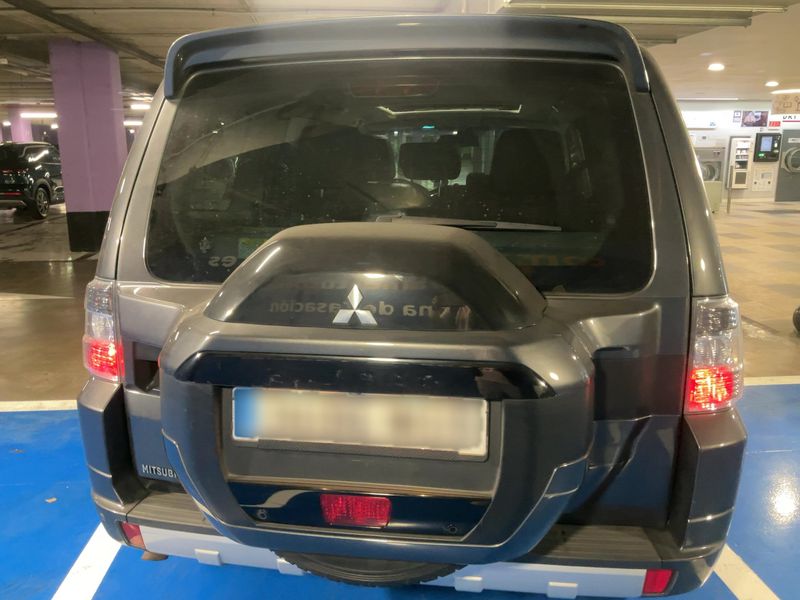 Mitsubishi Pajero 3.2 DI-D Kaiteki — zdjęcie 5