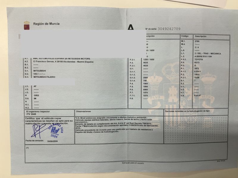 Mitsubishi Pajero 3.2 DI-D Kaiteki — zdjęcie 16