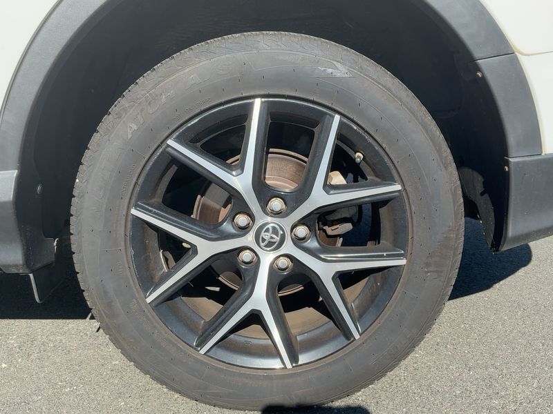 Toyota RAV 4 2.5 Hybrid Design 2016 – снимка 5