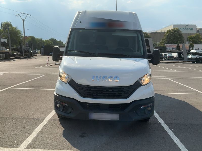 Iveco Daily 2.3 Diesel HKa 33 S V Radstand 3520 L — zdjęcie 9