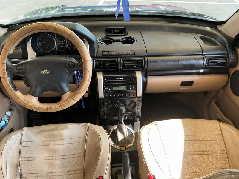 Land Rover Freelander 2.0 Td4 Station Wagon S — zdjęcie 12