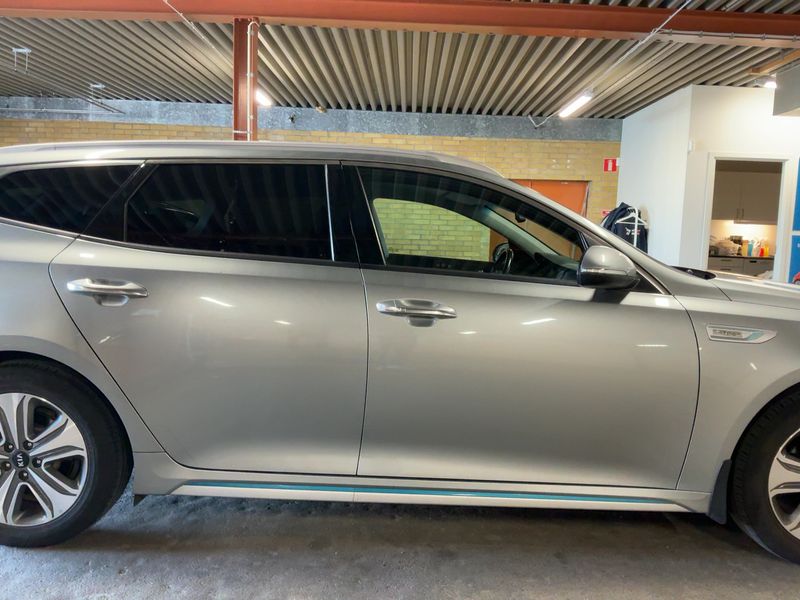 Kia Optima 2.0 Hybrid Attract — zdjęcie 7