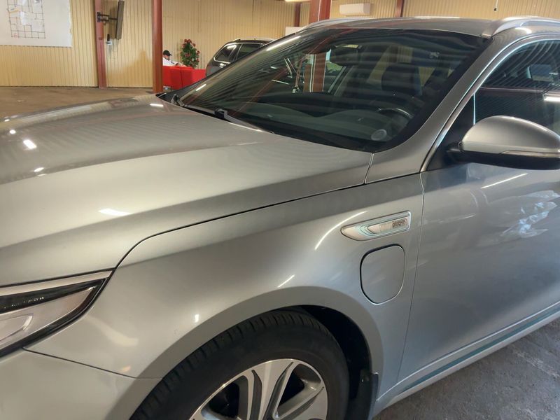 Kia Optima 2.0 Hybrid Attract — zdjęcie 2