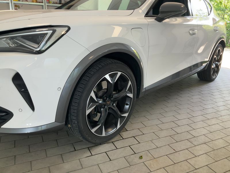 Cupra Formentor 1.4 e-HYBRID VZ — zdjęcie 2