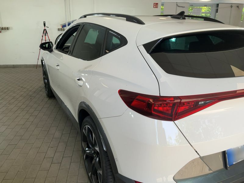 Cupra Formentor 1.4 e-HYBRID VZ — zdjęcie 3