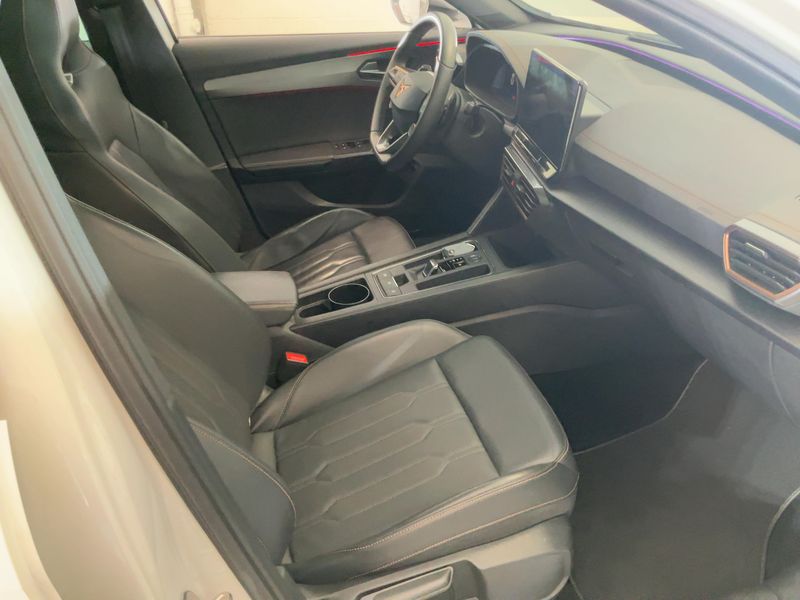 Cupra Formentor 1.4 e-HYBRID VZ — zdjęcie 11
