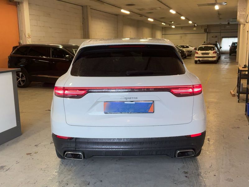 Porsche Cayenne E-Hybrid — zdjęcie 5