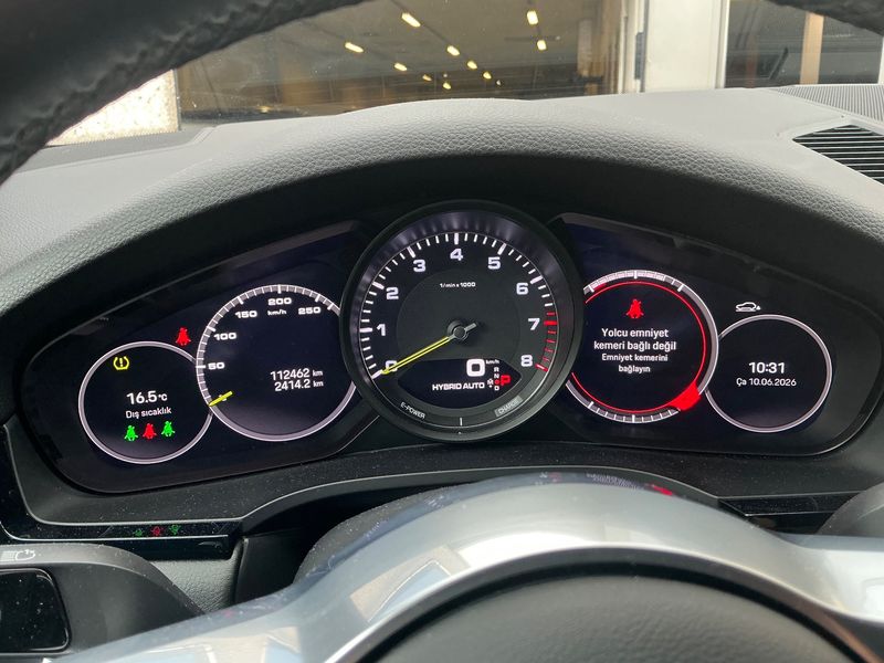 Porsche Cayenne E-Hybrid — zdjęcie 13
