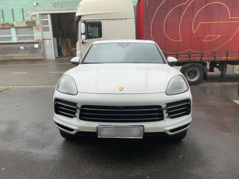 Porsche Cayenne E-Hybrid — zdjęcie 9