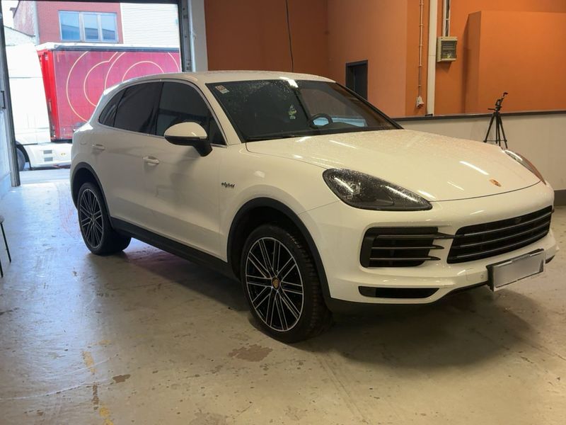 Porsche Cayenne E-Hybrid — zdjęcie 8