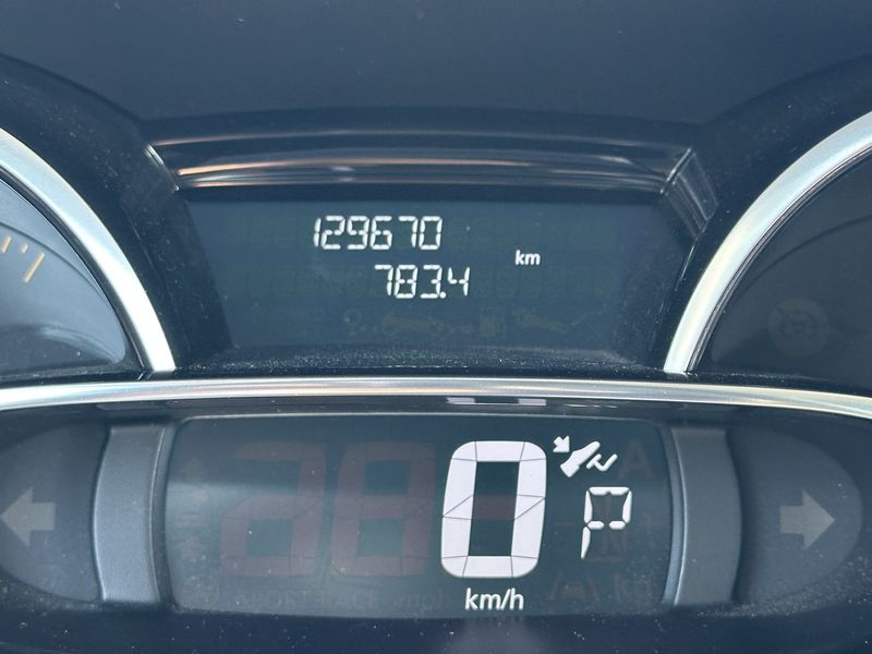 Renault Clio 1.5 dCi Duel² — zdjęcie 12