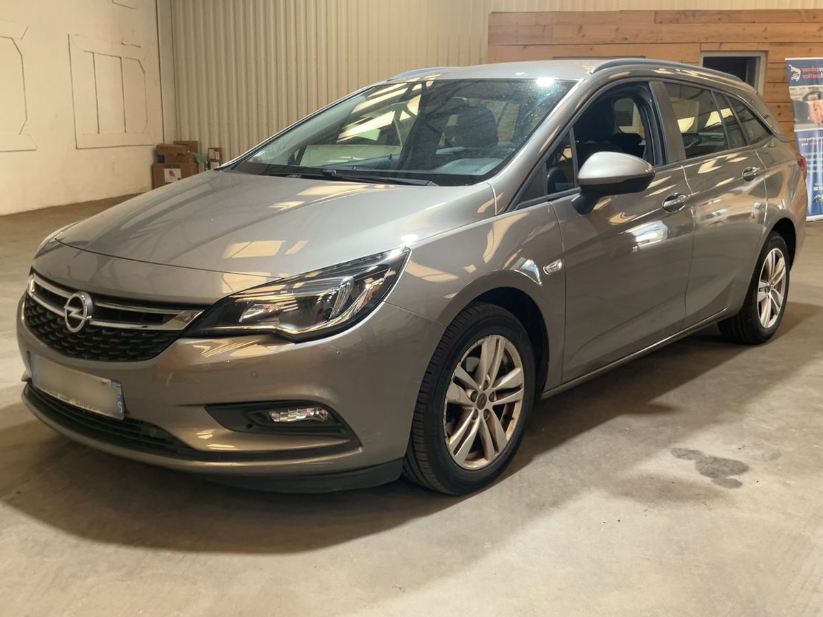 Opel Astra 2016 — photo 1