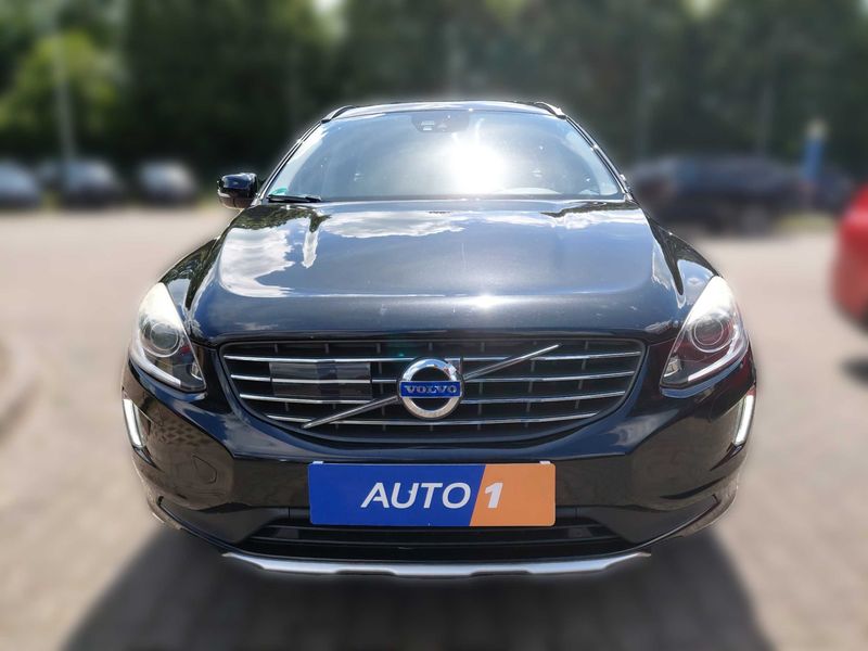 Volvo XC60 2.4 D4 Momentum AWD — zdjęcie 7