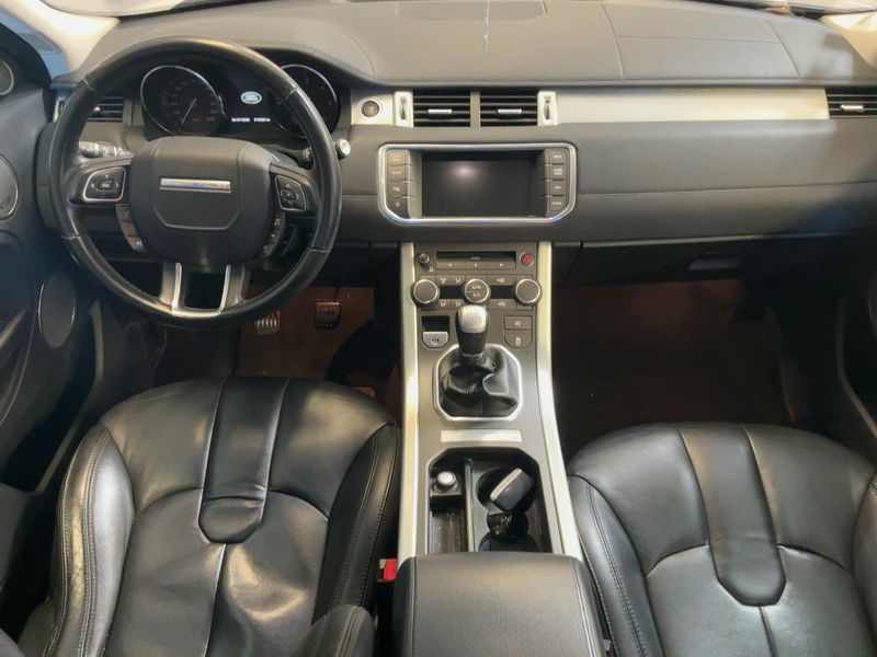 Land Rover Evoque 2.2 Td4 Pure 2015 – снимка 17