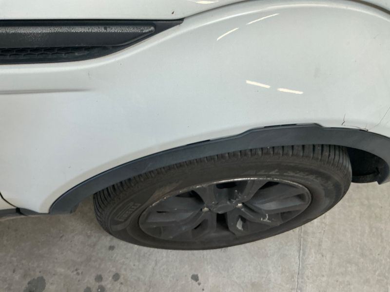 Land Rover Evoque 2.2 Td4 Pure 2015 – снимка 24