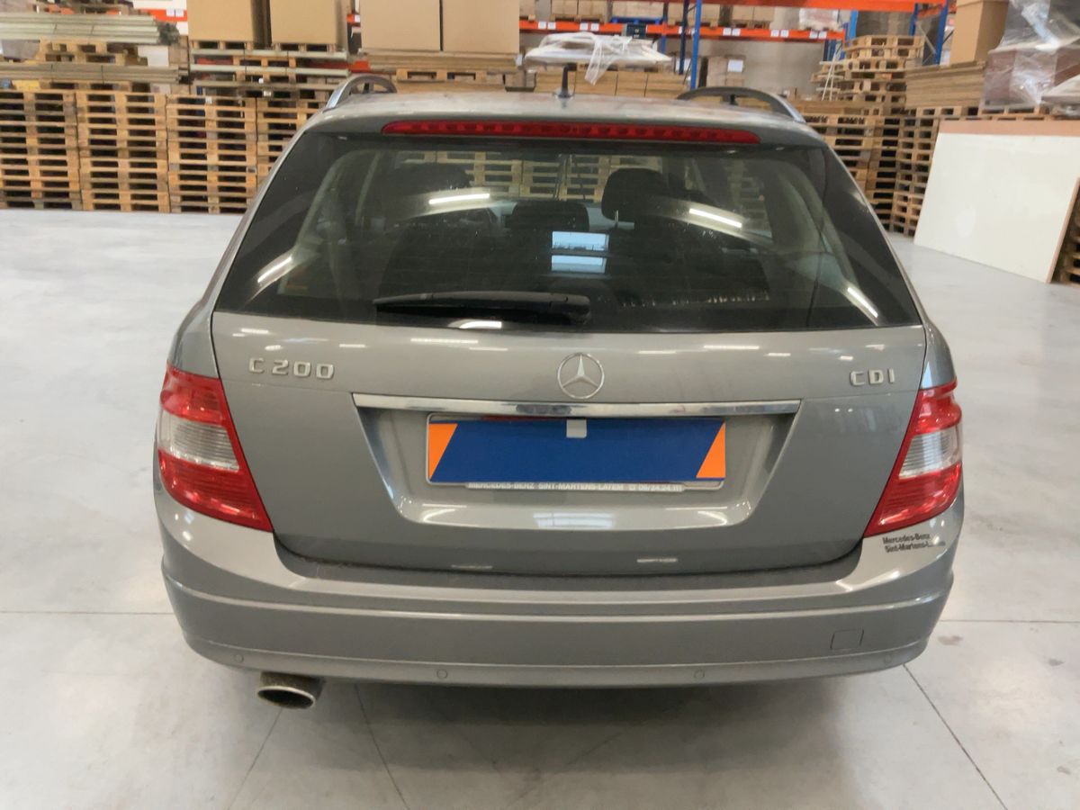 Mercedes-Benz C-Klasse 2010 — photo 8