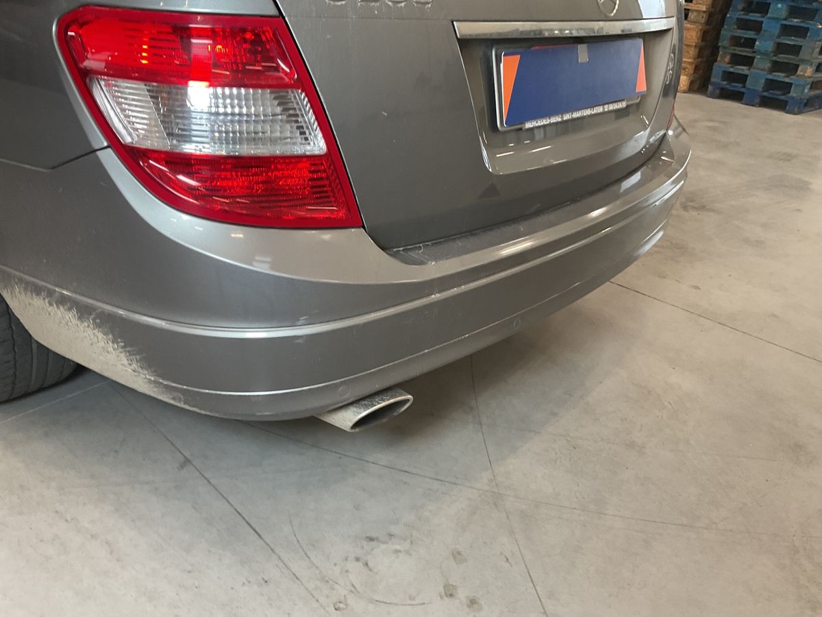 Mercedes-Benz C-Klasse 2010 — photo 48