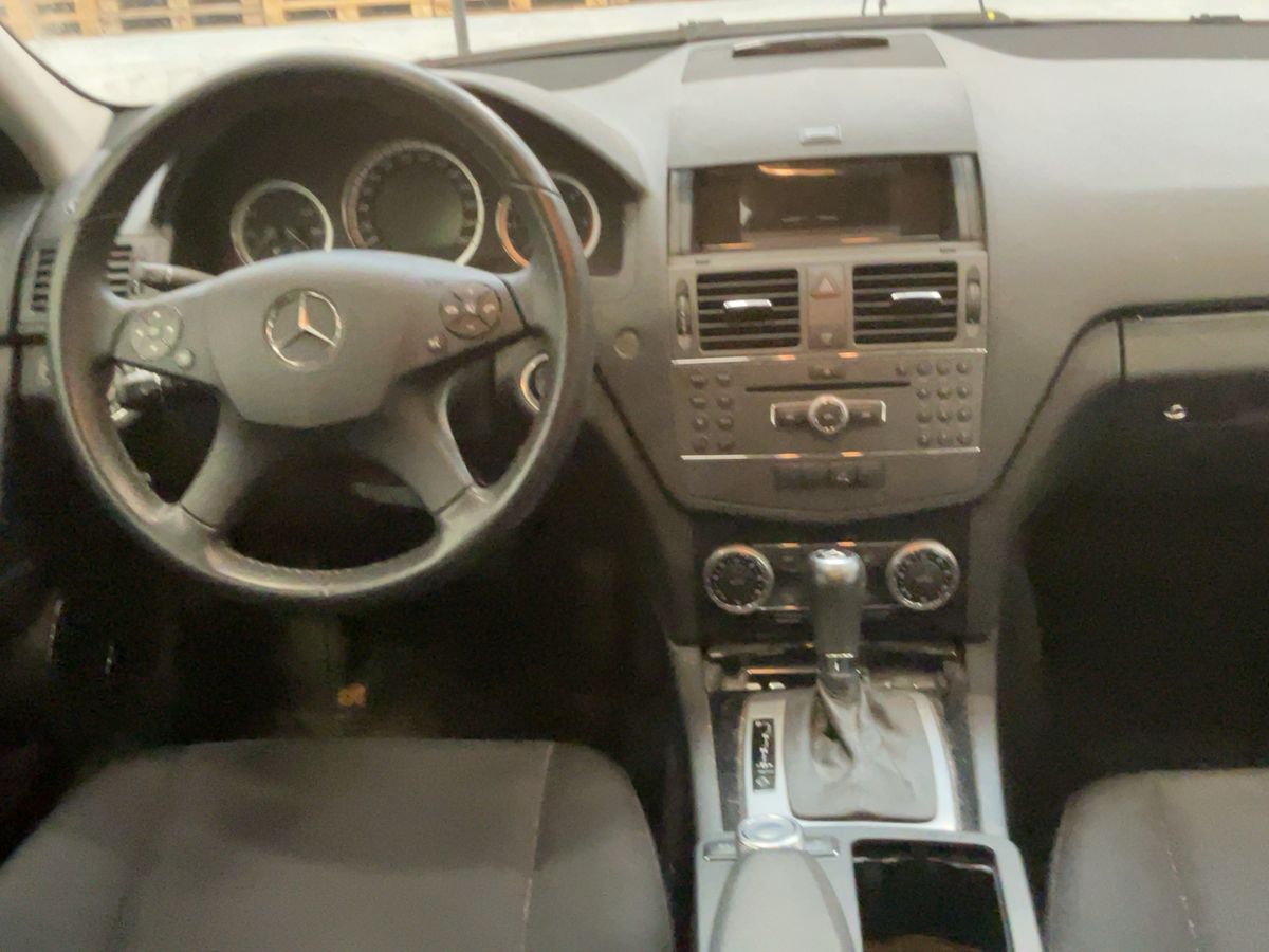 Mercedes-Benz C-Klasse 2010 — photo 18