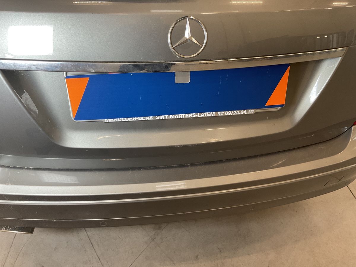 Mercedes-Benz C-Klasse 2010 — photo 50