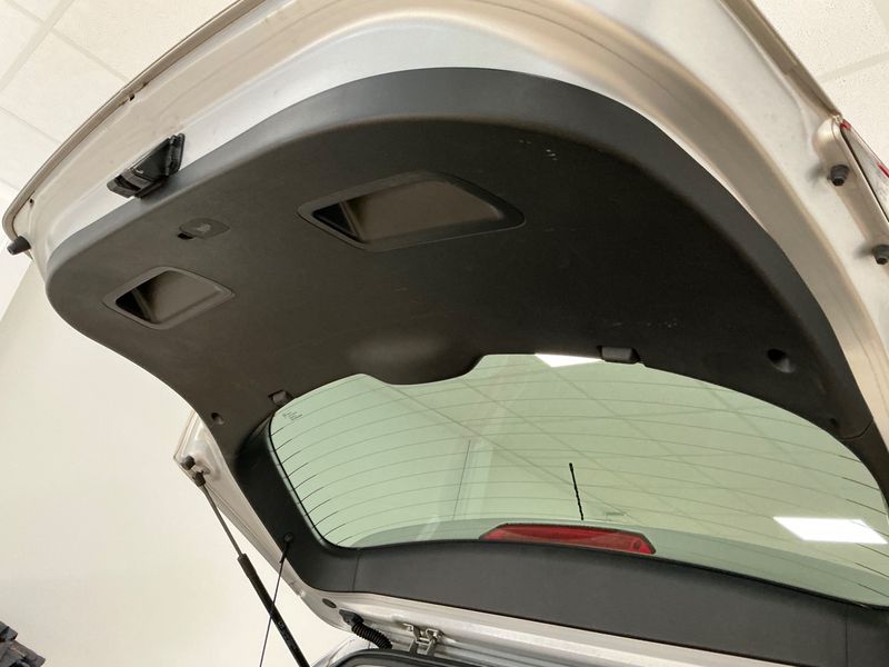 Hyundai ix20 1.6 Comfort 2017 – снимка 31