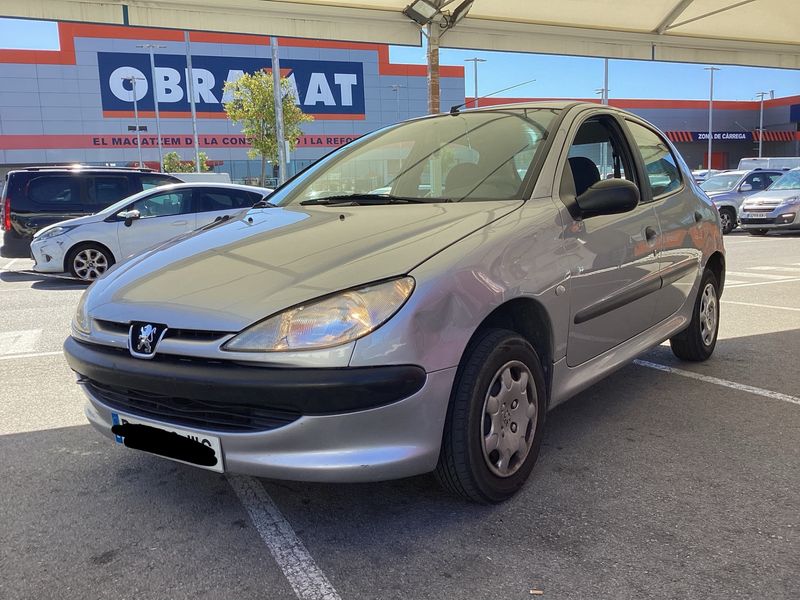 Peugeot 206 1.4 XR — zdjęcie 1