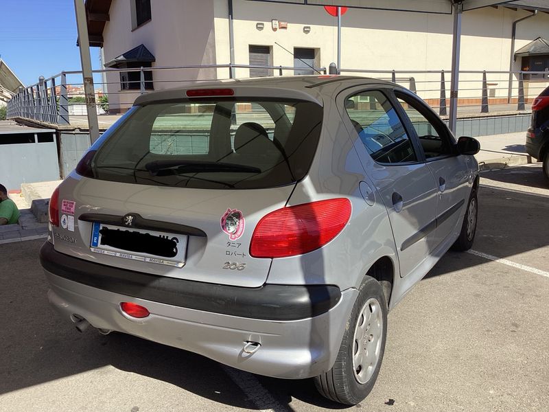 Peugeot 206 1.4 XR — zdjęcie 2