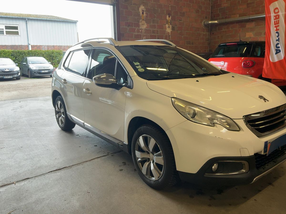 Peugeot 2008 2016 — photo 13